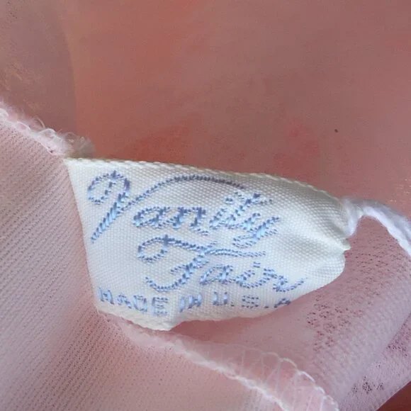 NOS Vintage Vanity Fair Pink Lace Nylon Full Slip sz 38 oldstock NWT SILKY